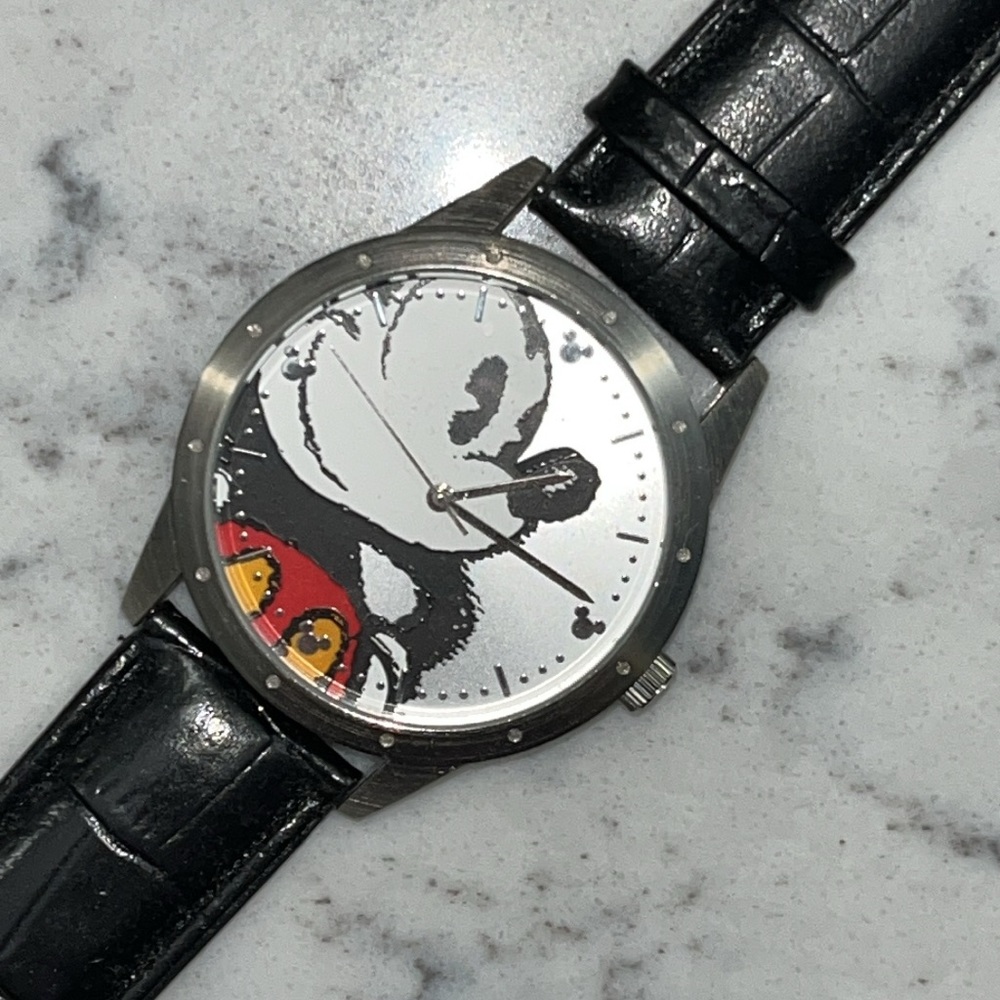 Walt Disney World Magical Mickey Limited Release Watch EUC Like New - Picture 1 of 11